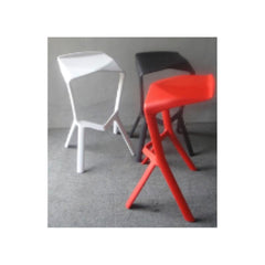 Mantis Bar Stool